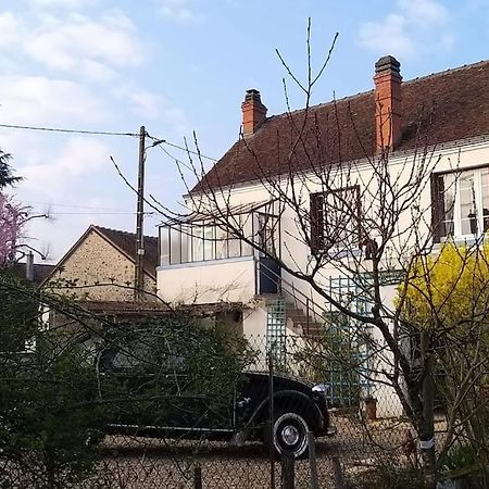 Les Noyers Monestois Entre Cher Et Canal De Berry Mennetou-sur-Cher Dış mekan fotoğraf
